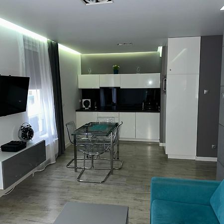 Apartament Shadow Grey Kołobrzeg Zewnętrze zdjęcie